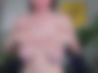 Eva-Leeee's Live Sex Cam Show