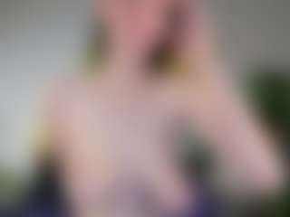 Live cam show with Eva-Leeee - Princess on dropp.cam