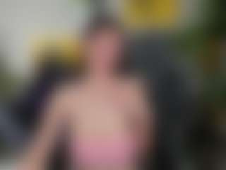 Live cam show with Eva-Leeee - Cute on madthumbs
