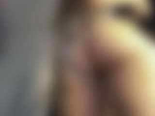 EvelynTaisia's Live Sex Cam Show