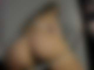 EvelynTaisia's Live Sex Cam Show
