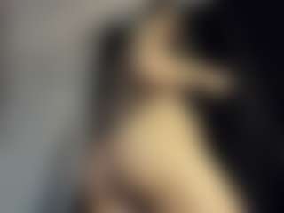 Live cam show with EvelynTaisia - Camel Toe on instabang