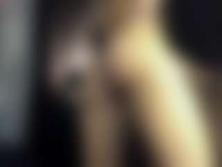 Live cam show with EvelynTaisia - Blue Eyes on Adult Interactions
