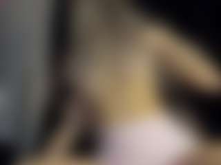 Show di cam dal vivo con EvelynTaisia - Butt Plug su Camsoda