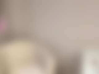 FrancineHudley's Live Sex Cam Show