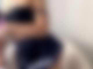 FrancineHudley's Live Sex Cam Show