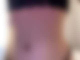 FrancineHudley's Live Sex Cam Show
