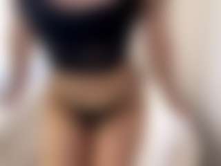 FrancineHudley's Live Sex Cam Show