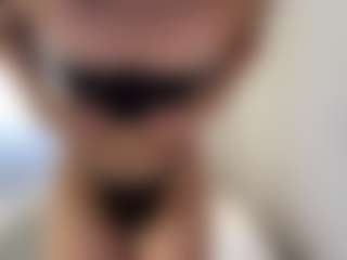 FrancineHudley's Live Sex Cam Show