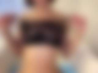 FrancineHudley's Live Sex Cam Show