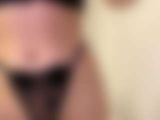 Live cam show with FrancineHudley - BBW on Big Tits