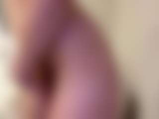 FrancineHudley's Live Sex Cam Show