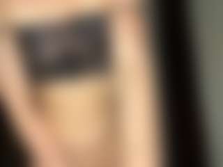 FrancineHudley's Live Sex Cam Show