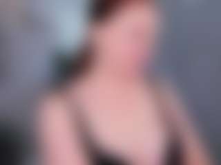 Live cam show with Gloria - Green Eyes on livesuperchat.net