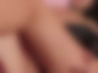 Live cam show with HanaSmitth - Fingering on Dare Cams
