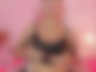 Live cam show with HanaSmitth - Spank on Cam Slut