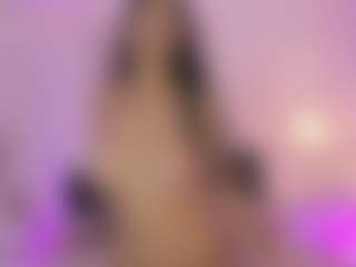 Live cam show with HanaSmitth - Fingering on CamwithHer