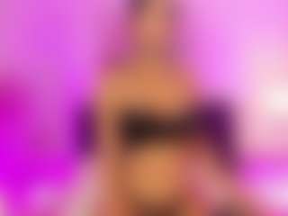 Live cam show with HanaSmitth - Fingering on Camsoda