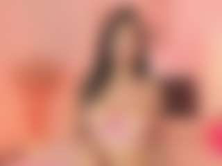 Live cam show with HanaSmitth - College on Camsoda