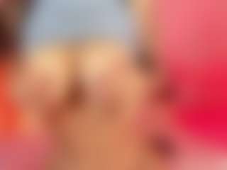 Live cam show with HanaSmitth - Wet on Camsoda
