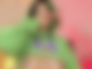Live cam show with HanaSmitth - Strip on Camsoda