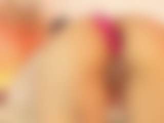 Live cam show with HanaSmitth - Skinny Teen (18+) on Camsoda