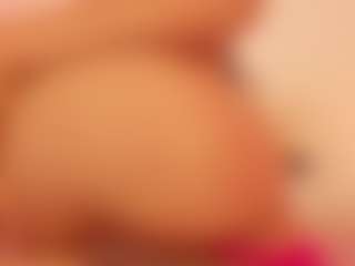 Live cam show with HanaSmitth - Italian Young Adult on Camsoda | colombia