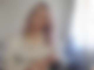 Flora's Live Sex Cam Show