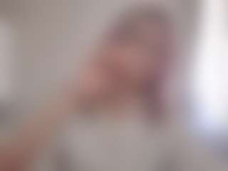 Flora's Live Sex Cam Show