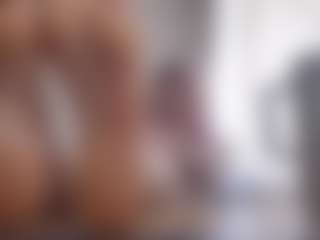 Flora's Live Sex Cam Show