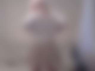 Flora's Live Sex Cam Show