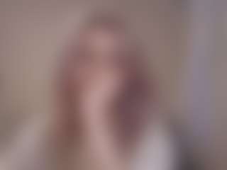 Flora's Live Sex Cam Show