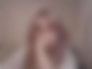 Flora's Live Sex Cam Show