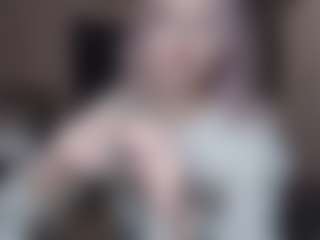 Flora's Live Sex Cam Show
