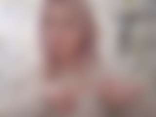 Flora's Live Sex Cam Show