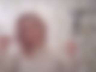 Flora's Live Sex Cam Show