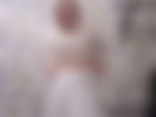Flora's Live Sex Cam Show