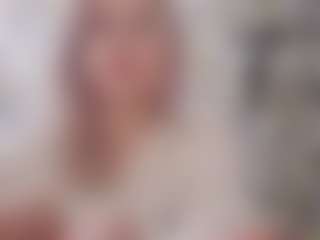 Flora's Live Sex Cam Show