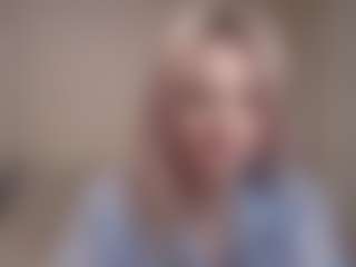 Flora's Live Sex Cam Show