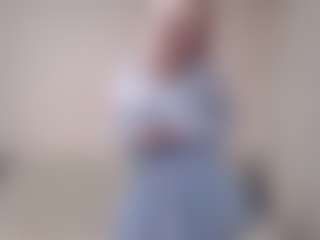 Flora's Live Sex Cam Show