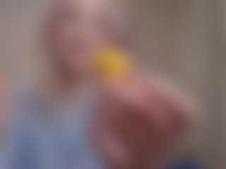 Flora's Live Sex Cam Show