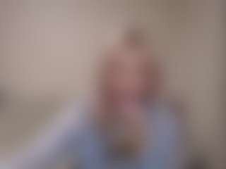 Flora's Live Sex Cam Show