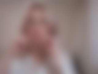 Flora's Live Sex Cam Show