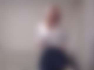Flora's Live Sex Cam Show