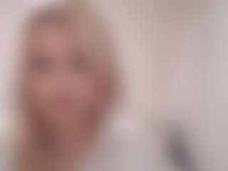 Flora's Live Sex Cam Show