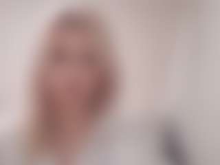 Flora's Live Sex Cam Show