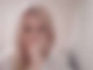 Flora's Live Sex Cam Show