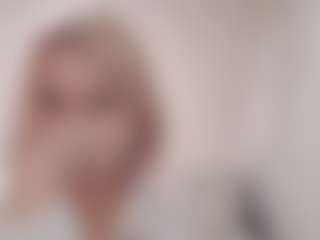 Flora's Live Sex Cam Show