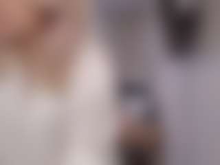 Flora's Live Sex Cam Show