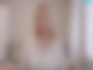 Live cam show with Flora - Thin on CamwithHer